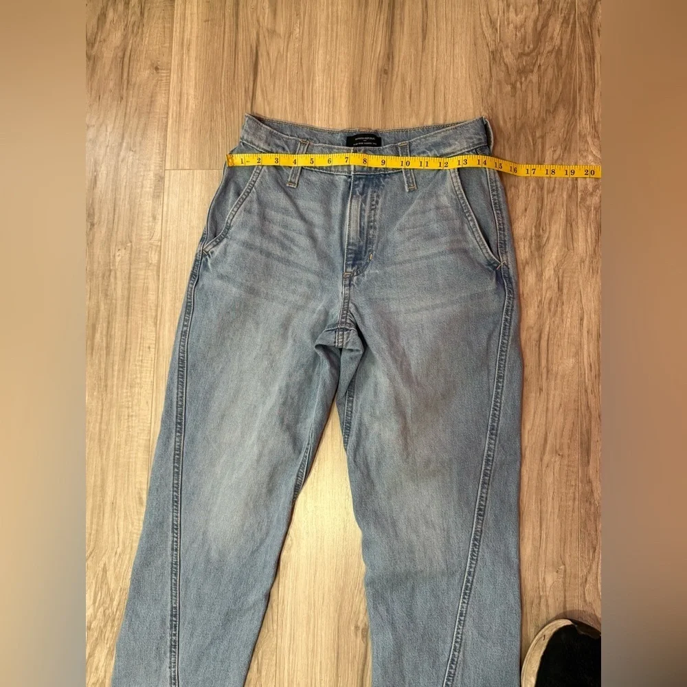 Banana Republic Relaxed Straight Blue Denim Jeans